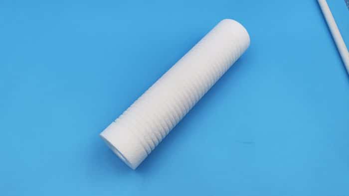 Melt Blown Cartridge With Core, 25 Micron, 30 in Length, 4.5 in Dia